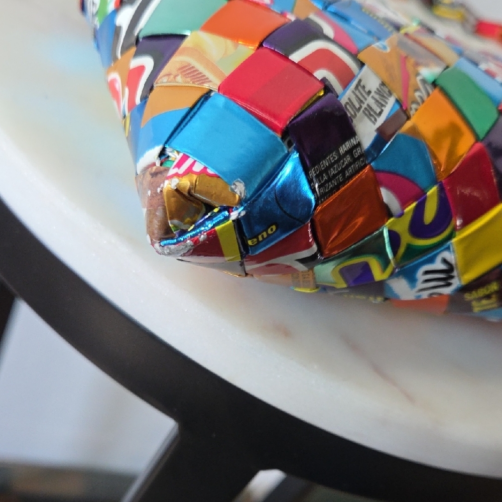 Colorful Woven Candy Wrapper Shoulder Bag - Picture 4 of 6